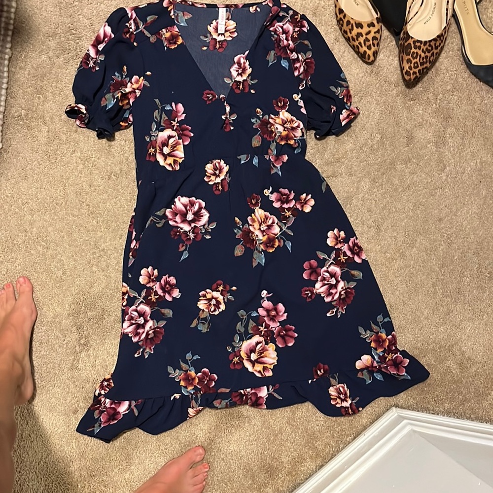 Puff sleeve floral dress
